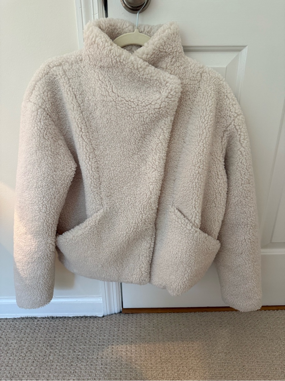 Frame Denim Ivory Teddy Sherpa Cropped Jacket